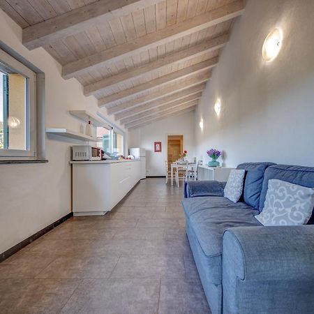 Casa Paradiso Apartment คาโมยลี ภายนอก รูปภาพ