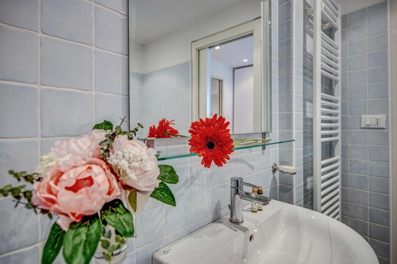 Casa Paradiso Apartment คาโมยลี ภายนอก รูปภาพ