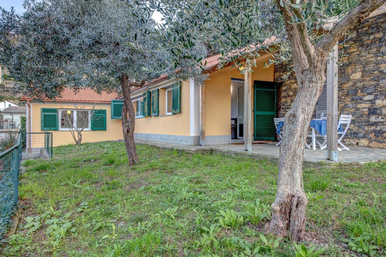 Casa Paradiso Apartment คาโมยลี ภายนอก รูปภาพ